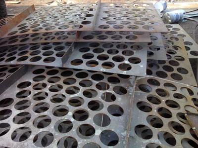 除塵器多孔板（花板） 碳鋼材質(zhì)解析與河北市場價(jià)格指南